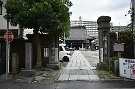 東京都品川区北品川にある「臨海山法禅寺」（2019年10月18日撮影）