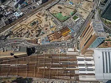 建設中の地下ホーム（2021年）