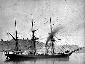 1878年頃、横須賀軍港での鳳翔#日本海軍全艦艇史p.429、No.1024の写真解説