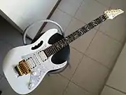 アイバニーズ「JEM7VWH」シグネイチャーモデル