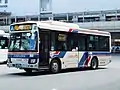 路線バス（現行塗装・ノンステップバス）