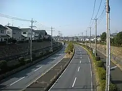 竜ヶ崎ニュータウンの主要幹線道路「茨城県道243号八代庄兵衛新田線」