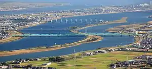 多度山から望む揖斐長良川橋