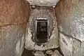 玄室（開口部方向）