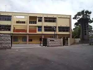 伊集院中学校