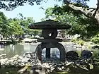 丸雪見灯籠/3脚(旧池田氏庭園・秋田県大仙市)。