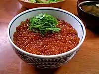イクラ丼