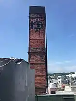 煙突を屋根裏部屋より撮影