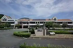 伊万里市立青嶺中学校