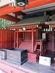稲荷神社社殿流造。他の三社も同規模の社殿。