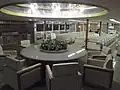 客室 (82)