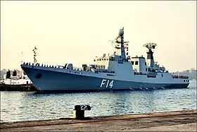 シンガポール国際観艦式での「シンビューシン」『世界の艦船』は「チャンシッター」として掲載している。（2017年）