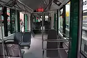 車内