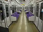 明るい色調の車内