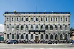 聖イサーク広場(英語版)にある旧ロシア帝国国家資産省庁舎