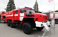 ウラル-5557シャシーのNATISK-3000消防車