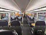 車内（1等車：1階）