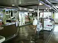 「くりはま丸」の船内（売店）