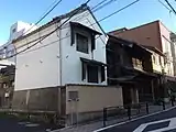 南西側の外観（2015年11月撮影）