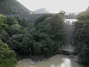 石淵ダム