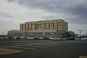 域内にある石巻赤十字病院。