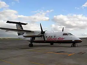 アイランドエア DHC-8 シリーズ100
