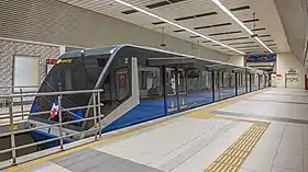 タクスィム広場終点での車両。