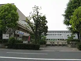 伊丹市立伊丹小学校（船原1丁目）