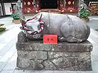 臥牛像