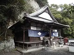 本堂