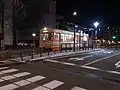 Cホームに停車中のモハ2000型電車