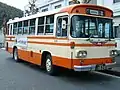 モノコック車（2006年12月、八幡浜駅前にて）