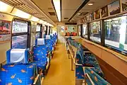 普通車車内（Izukyu KINME Train）