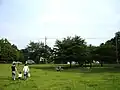 東西2ヶ所に児童公園がある