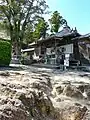 流水岩と大師堂