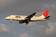 エンブラエル E170 旧塗装