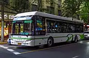 2014年以降は青年汽車集団（中国語版）製の車両が導入された（2017年撮影）
