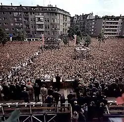 演説風景