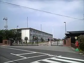正門