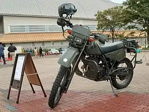 偵察用オートバイ（ホンダ・XLR250）