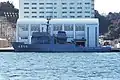 5番艦「えんしゅう」。後期型であるため、煙突と艦橋構造物の間に減揺タンクがある。