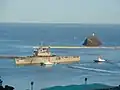 入港する海上自衛隊輸送艦しもきた(2代)