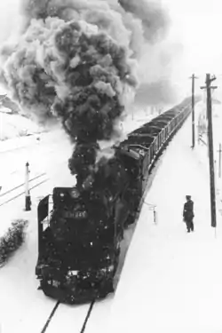 沼ノ沢駅を通過するD51 349（1973年3月）