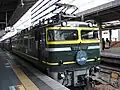 「トワイライトエクスプレス」塗色の機関車が使用されることもあった