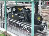 駅裏に保存される268号蒸気機関車