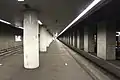 駅ホームより留置線に留置中の車両を望む(2012年12月24日)