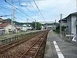 ホーム(姫路側から望む)