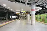 在来線1・2番のりばホーム（2021年12月）
