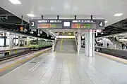 在来線3・4番のりばホーム（2021年12月）