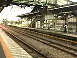 ホーム（高架化工事前）（2005年6月）